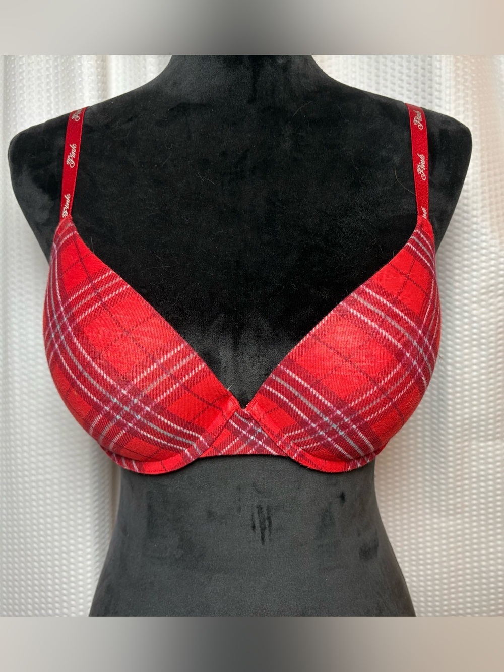 PINK Victoria’s Secret Wear Everywhere Push-up bra red plaid size 36C